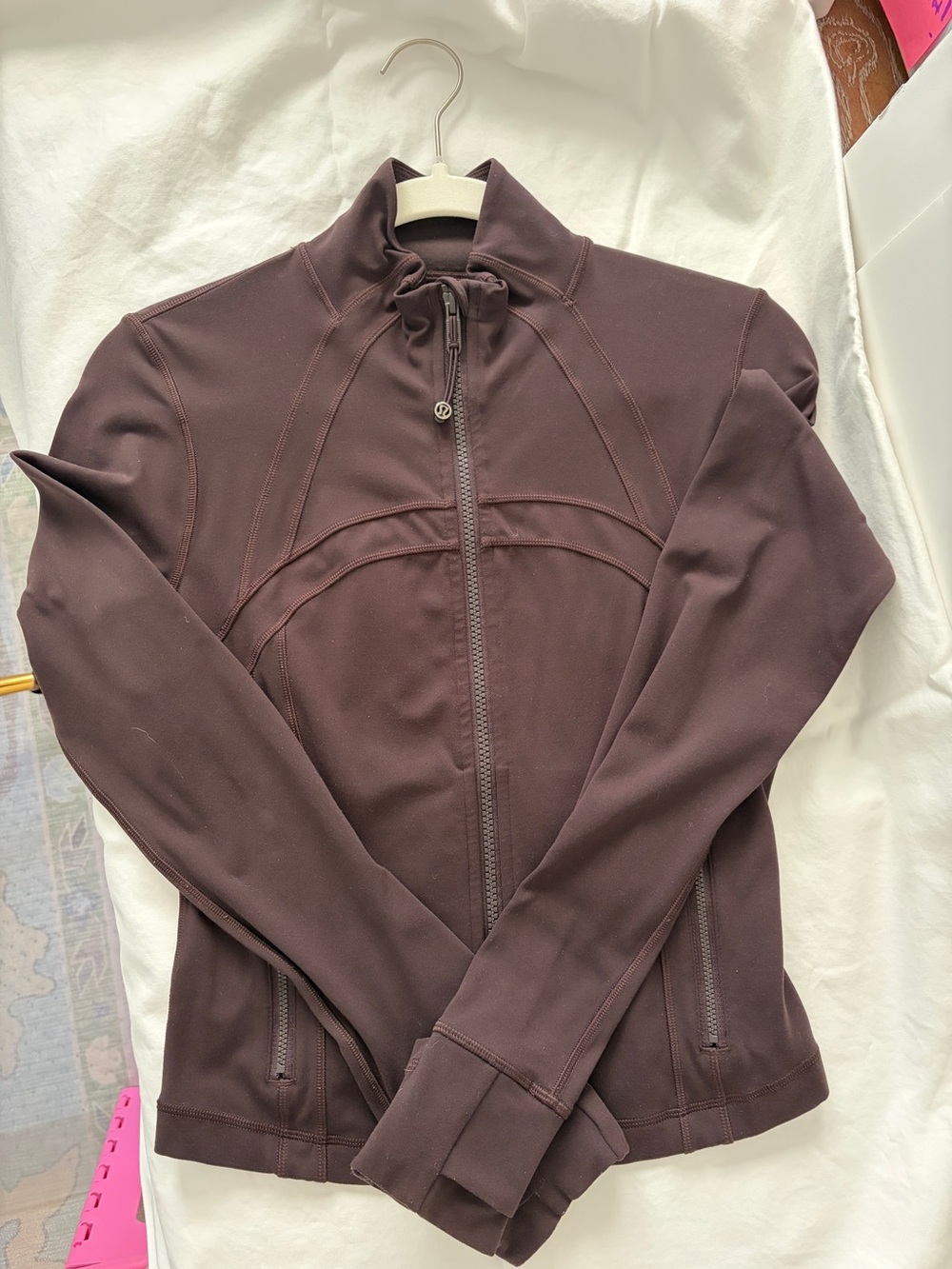 Lululemon Define Cropped Jacket Nulu Dark Brown Size 6 - Picture 5 of 5